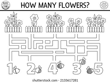 Schwarz-Weiß-Bauernhof oder Gartenlabyrinth für Kinder mit Blumenbeeten, Bienen, Zaun. Vorschulabrechnungs-Aktivität auf der Landseite. Labyrinth-Farbspiel oder Mathe-Puzzle mit süßen Blumen
