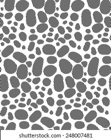 Black and white giraffe skin pattern