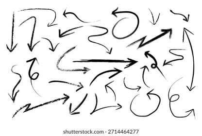 Una Imagen en blanco y negro con numerosas flechas dibujadas a mano de diferentes tamaños y direcciones sobre un fondo blanco liso.