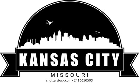 Schwarz-Weiß Kansas City Missouri Gebäude skyline negative Luft Raum Silhouette Kuppel geformt Emblem mit Scrollbanner unten und Namen Text in der. Vektorgrafik-Design.