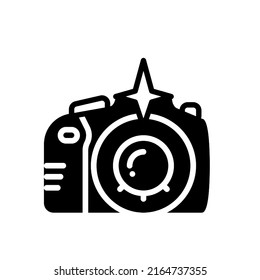 icono de cámara moderna en blanco y negro