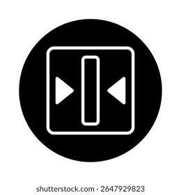 O conceito de ícone de redimensionamento em preto-e-branco demonstra o design da interface para o desenvolvimento da Web e de aplicativos para a experiência do usuário