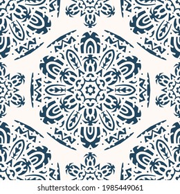 Black and white seamless pattern with decorative circles in the style of a mandala.  Vector illustration.