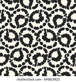 Black And White Spotty Floral Pattern