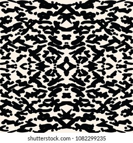 Black white stripe pattern. Vector shibori seamless print. Organic watercolor background. Tie dye tile. Geometric folk pattern. Hand drawn japan batik design. Rustic stripe watercolour