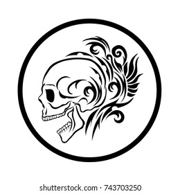 Black and White tattoo Skull.