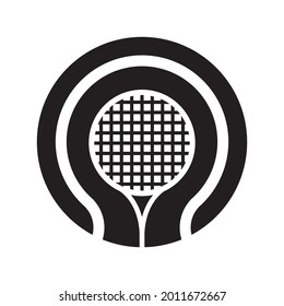 icono del vector de raqueta de tenis en blanco y negro
