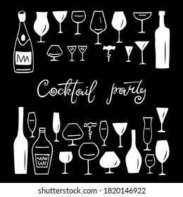 Schwarzer Weinhintergrund mit stilisierten Alkoholflaschen, Gläsern und Inschrift-Cocktail-Party. Vektorgrafik.