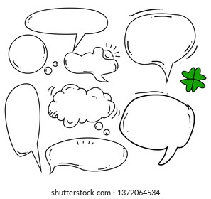 Blank cute speech bubble doodle set