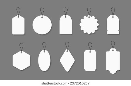 Etiquetas en blanco a la venta, ofertas de descuento. La insignia del precio del papel blanco. Pegatina de regalo con cuerda colgante. Carteles de promoción comercial. vector