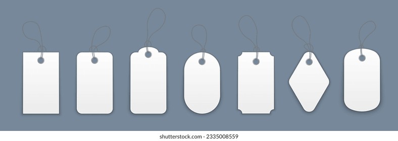 Etiquetas de precios o etiquetas de regalo en blanco y en blanco en varias formas. Juego de etiquetas con cable. Conjunto de etiquetas de precio colgantes o etiqueta de precio en blanco o etiqueta de insignias en blanco. Ilustración vectorial.