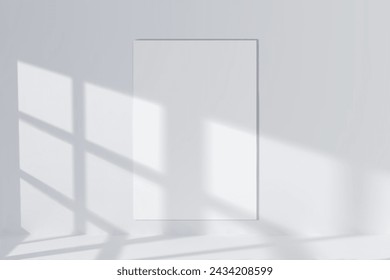 Plantilla interior de habitación blanca en blanco con pantalla de póster e iluminación natural.