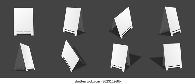 Colección de maquetas de tarjetas de mesa blanca en blanco con diferentes vistas y ángulos