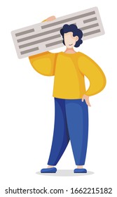 Blogger setzen Post-Nachricht in Blog. Man arbeitet mit Text und beantwortet Fragen. Inhalte in sozialen Medien erstellen. Kommunikation chat in Boten. Content-Management-Personal-Holding-Text, Programmierer-Mitarbeiter