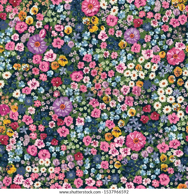 花の咲く真夏の牧草地のシームレスな模様 ファッション 壁紙 印刷用の植物の背景 野原にはいろいろな花が咲いている リバティスタイルのミズミ トレンディ花柄 のベクター画像素材 ロイヤリティフリー