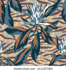 Protea floreciente. Patrón floral sin fisuras con flores grandes y mariposas sobre textura hecha de líneas curvas. Elegante adorno de verano. Diseñado para textiles, tejidos, envolturas, ropa y ropa de cama.