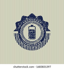 Blaue Batterie-Ikone im Notgummi-Stempel mit Grunge-Textur