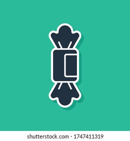 Icono de Candy azul aislado en fondo verde.  Vector