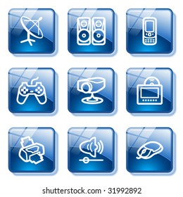 Blue glass button 21