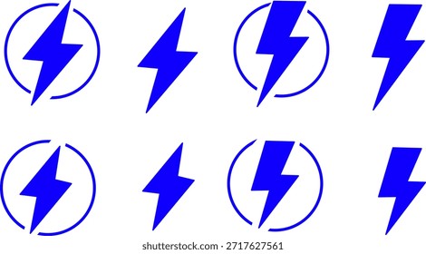 Conjunto de iconos de relámpago azul con círculo y símbolos independientes. Señales de energía eléctrica audaces ideales para diseños de energía, carga, electricidad y tecnología.