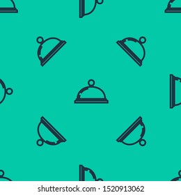 Blue line Covered with a tray of food icon isolated seamless pattern on green background. Tray and lid sign. Restaurant cloche with lid. Kitchenware symbol.  Vector Illustration
