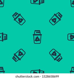 Blue line Recycle bin with recycle symbol and can icon isolated seamless pattern on green background. Trash can icon. Garbage bin sign. Recycle basket sign.  Vector Illustration