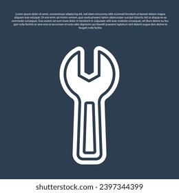 Icono de la llave inglesa de la línea azul aislado en fondo azul.  Vector