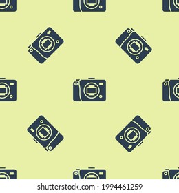 Blue Mirrorless camera icon isolated seamless pattern on yellow background. Foto camera icon.  Vector Illustration
