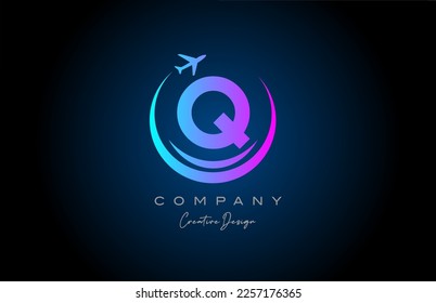 logotipo de la letra azul rosada del alfabeto Q con avión para agencia de viajes o reservas. Diseño de plantillas creativas corporativas para empresas y empresas