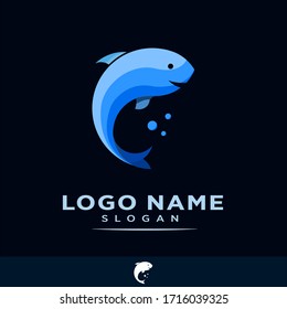 Icono redondo azul con peces y olas en tres variantes de color aisladas en fondo negro. Plantilla vectorial de diseño de logotipos. Tienda de mariscos Icono concepto Logotipo.