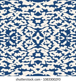 Blue stripe pattern. Blue texture. Vector shibori seamless print. Japanese watercolor background. Tie dye tile. Geometric folk pattern. Hand drawn japan batik backdrop. Rustic stripe watercolour