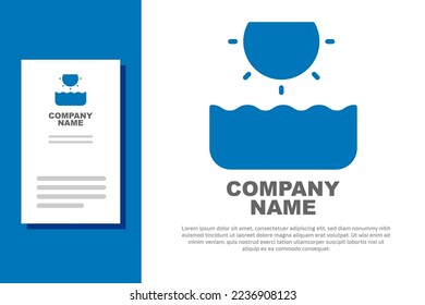 Icono de Sol azul aislado en fondo blanco. Elemento de plantilla de diseño de logotipo. Vector