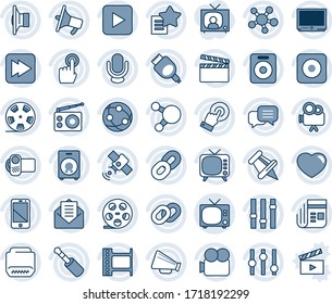 Conjunto de iconos de línea vectorial editable en tonos azules - vectorial tv, tablero, marco de película, carrete, radio, satélite, noticias, altavoz, altavoces, ajustes, cámara de vídeo, micrófono, red, teléfono celular, grabación