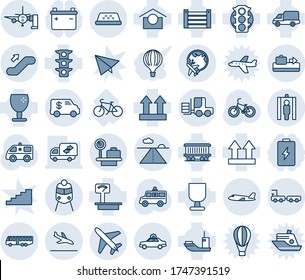 Tinta azul y sombra editable conjunto de iconos de línea vector - vector de plano, llegada, transportador de equipaje, bus de aeropuerto, vehículo de alarma, báscula de equipaje, globo, pista de aterrizaje, taxi, puerta de detector de metales, tren, escaladora arriba
