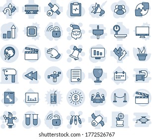 Tinta azul y sombra editable conjunto de iconos de línea vector - vectores de valla, globo plano, controlador de tráfico, santa claus, garland, bell, estadística de crecimiento, monitor, plántula, guante, vial de análisis de sangre, estadísticas