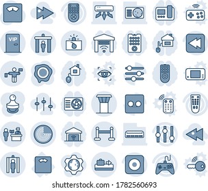 Tinta azul y sombra editable conjunto de iconos de línea vector - vector torre del aeropuerto, transportador de equipaje, control de pasaportes, puerta de seguridad, radar, controlador de tráfico, zona vip, detector de metales, terrorismo, sello