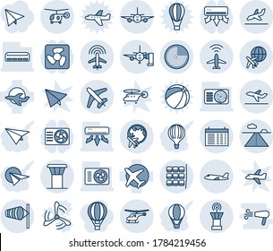 Tinta azul y sombra editable conjunto de iconos de línea vector - vector de torre del aeropuerto, radar del avión, viento, helicóptero, mapa del asiento, globo, pista de aterrizaje, salida, llegada, pasajeros de embarque, horario, aire acondicionado