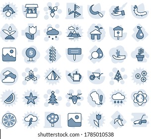 Tinta azul y sombra editable conjunto de iconos de línea vector - nubes vectorial, árbol de navidad, nevada, ciervo, holly, lata de riego, carretilla, pozo, hoz, etiqueta de planta, oruga, casa de aves, análisis de sangre