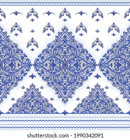 Tonos turcos azules y blancos sin fisuras con adornos florales de lujo. Motivos tradicionales árabes e indios. Ideal para tejidos y textiles, papel pintado, embalaje o cualquier idea deseada.