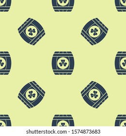 Blue Wooden barrel with four leaf clover icon isolated seamless pattern on yellow background. Alcohol barrel, wooden keg for beer, whiskey, wine.  Vector Illustration