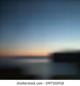 El desdibujado paisaje de verano en el mar.