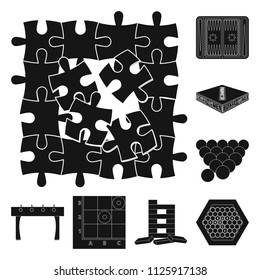 Board game black icons in set collection for design. Game and entertainment vector symbol stock web illustration.