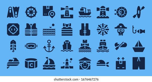 conjunto de iconos de barco. 32 iconos llenos de botes. Incluidos Dive, Dohyo, Bait, Jet ski, Helm, Lifejaca, Máscara de Buceo, Capitán, Navegación, Mar, Ancla, Barco de vela, Faro, Sailor, Iconos del barco de carga