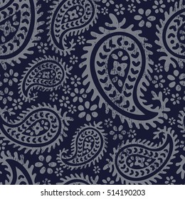 Boho Style Paisley Floral Seamless Repeat Wallpaper Tile with Distressed Texture - Dark Navy Palette