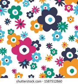 Bold Retro Graphic Large Scale Floral Vector Seamless Pattern. Simplistic Oversized Hand Drawn Colourful Daisies, Blooms on White Background. Minimal Stylized Flowers Print.