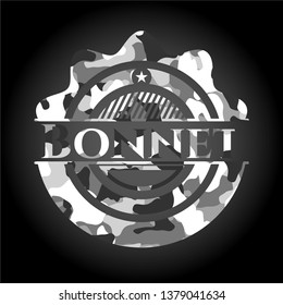 Bonnet grey camo emblem
