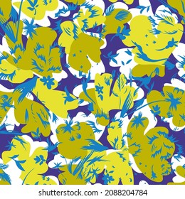 Botanical background. Summer floral seamless pattern.