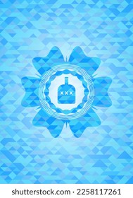 botella de alcohol en el interior del emblema azul cielo. Fondo mosaico. 