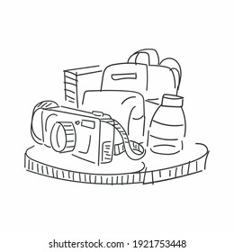 The bottle bag camera that sits on the round table