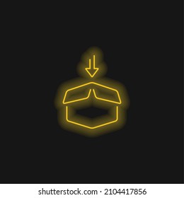 Caja Abrir contenedor con flecha apuntando en él icono de neón amarillo brillante